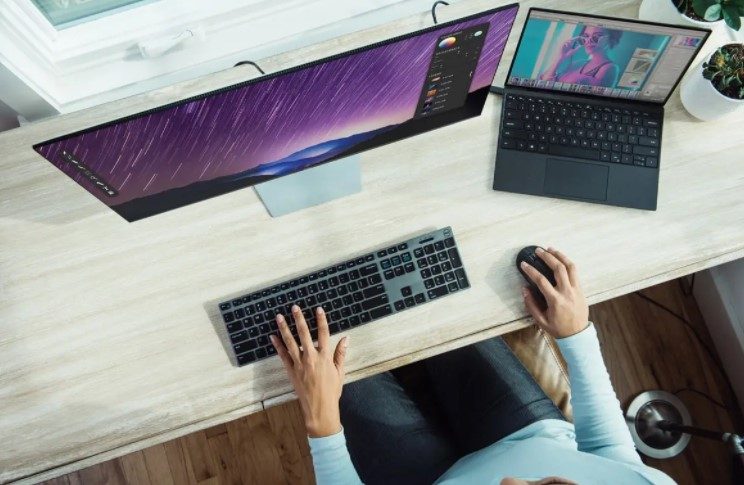 Major laptop and desktop similarities